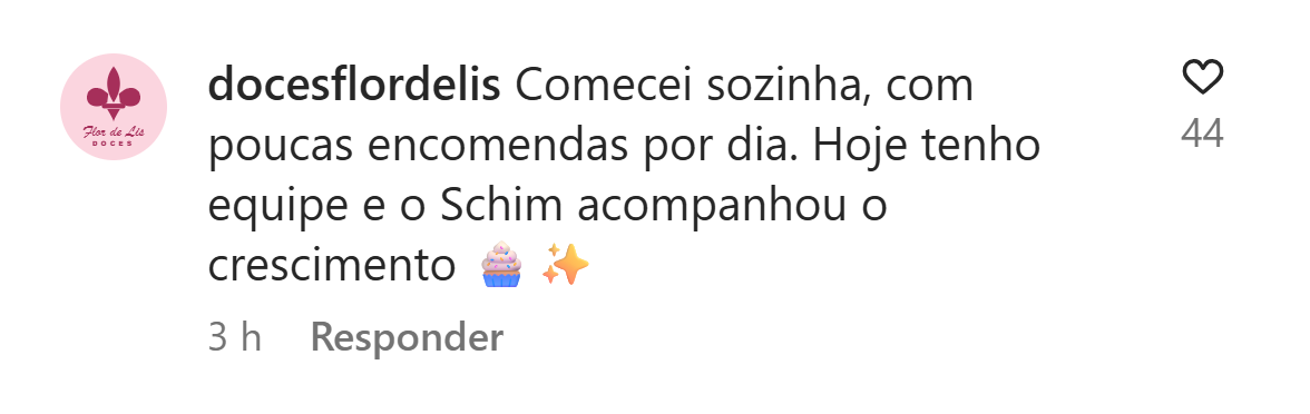 Exemplo ilustrativo de comentário: docesflordelis: Comecei sozinha, com poucas encomendas por dia. Hoje tenho equipe e o codapio acompanhou o crescimento.